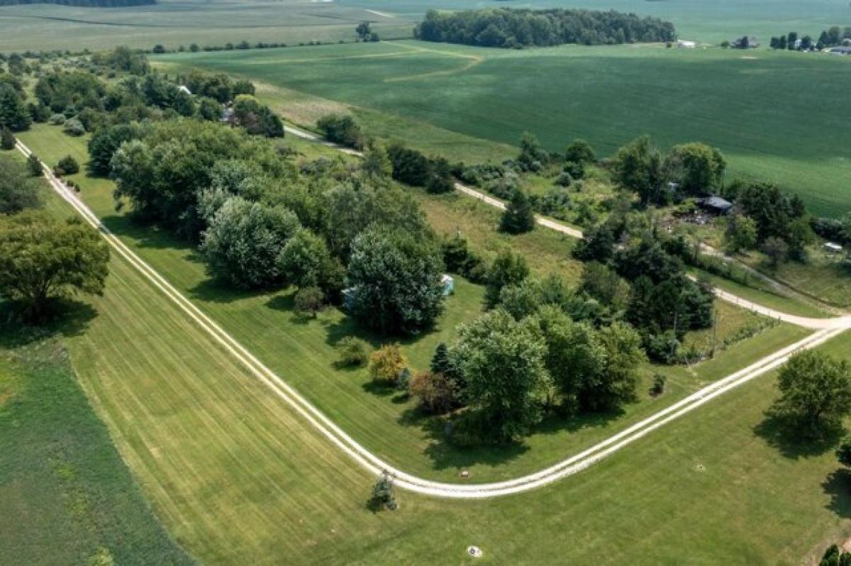 Picture of Home For Sale in South Vienna, Ohio, United States