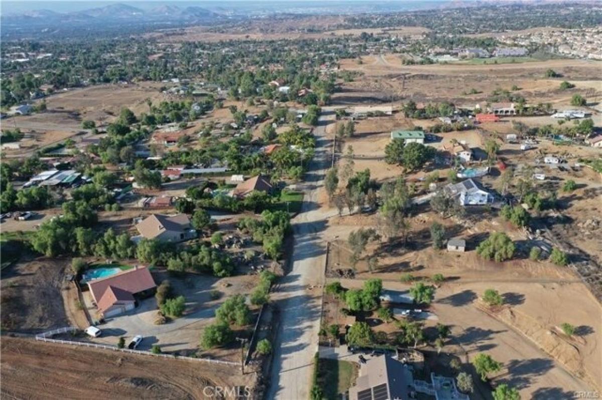 Picture of Residential Land For Sale in Riverside, California, United States