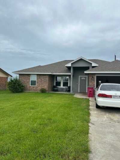 Home For Rent in Freeport, Texas