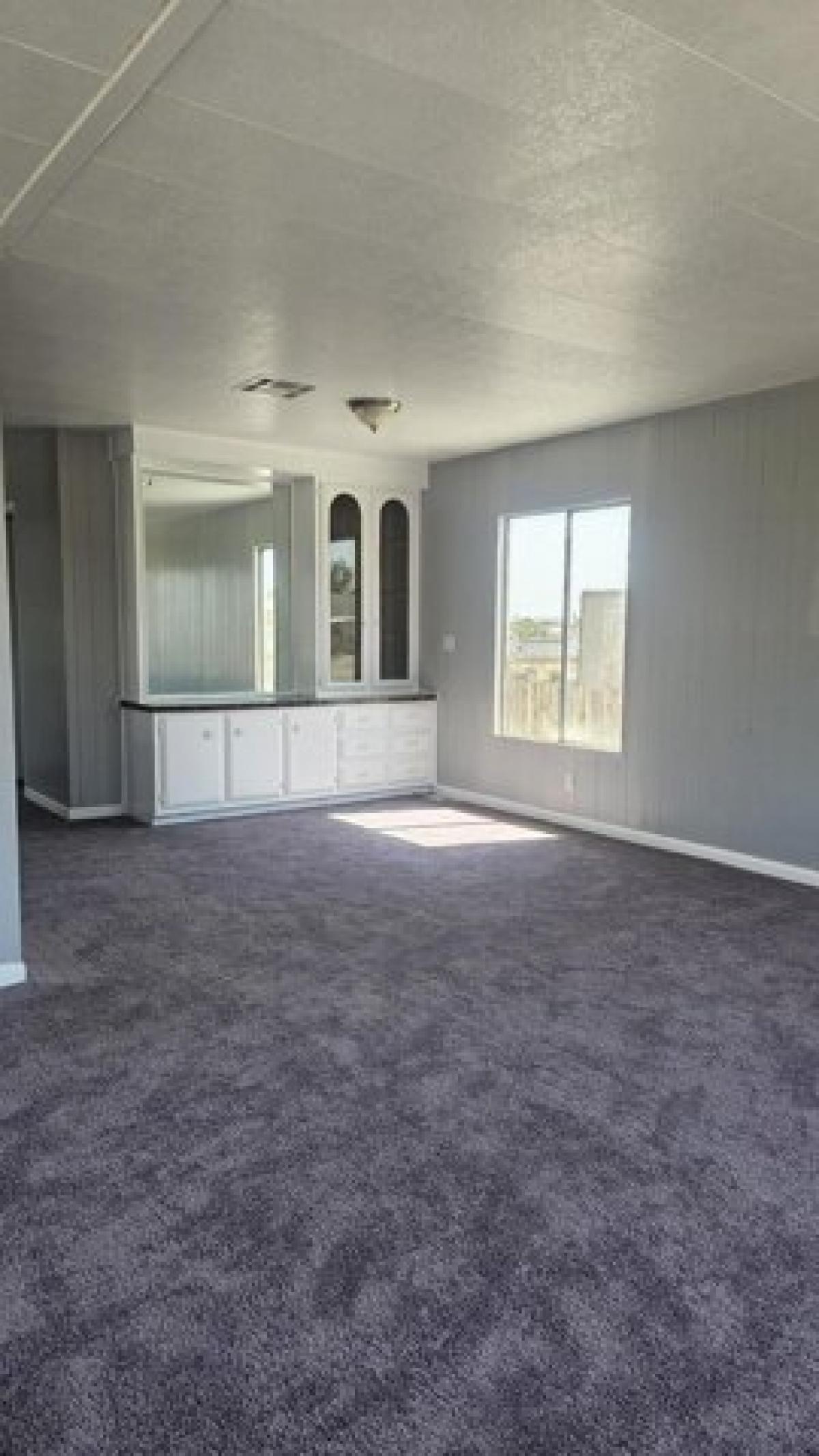 Picture of Home For Sale in Rosamond, California, United States