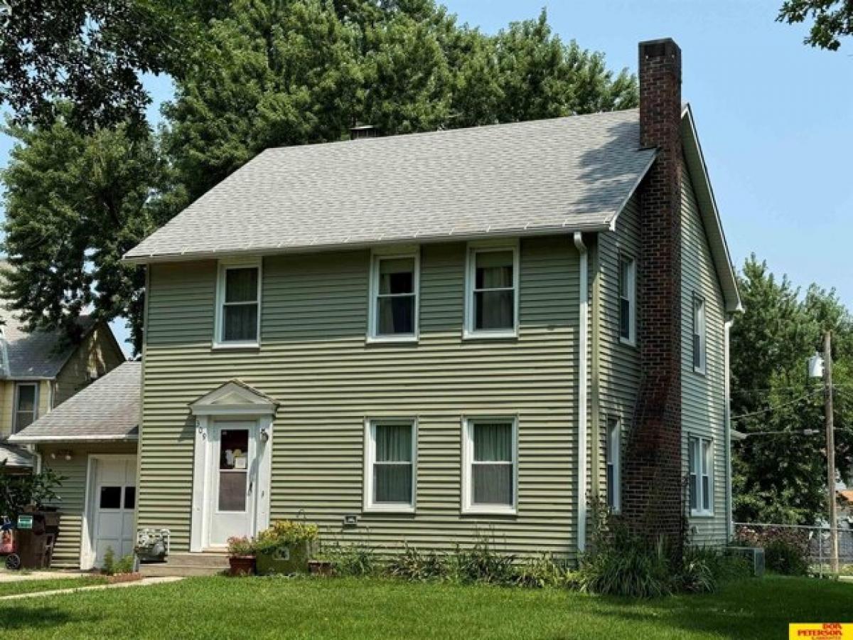 Picture of Home For Sale in Tekamah, Nebraska, United States