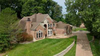 Home For Sale in Fenton, Missouri