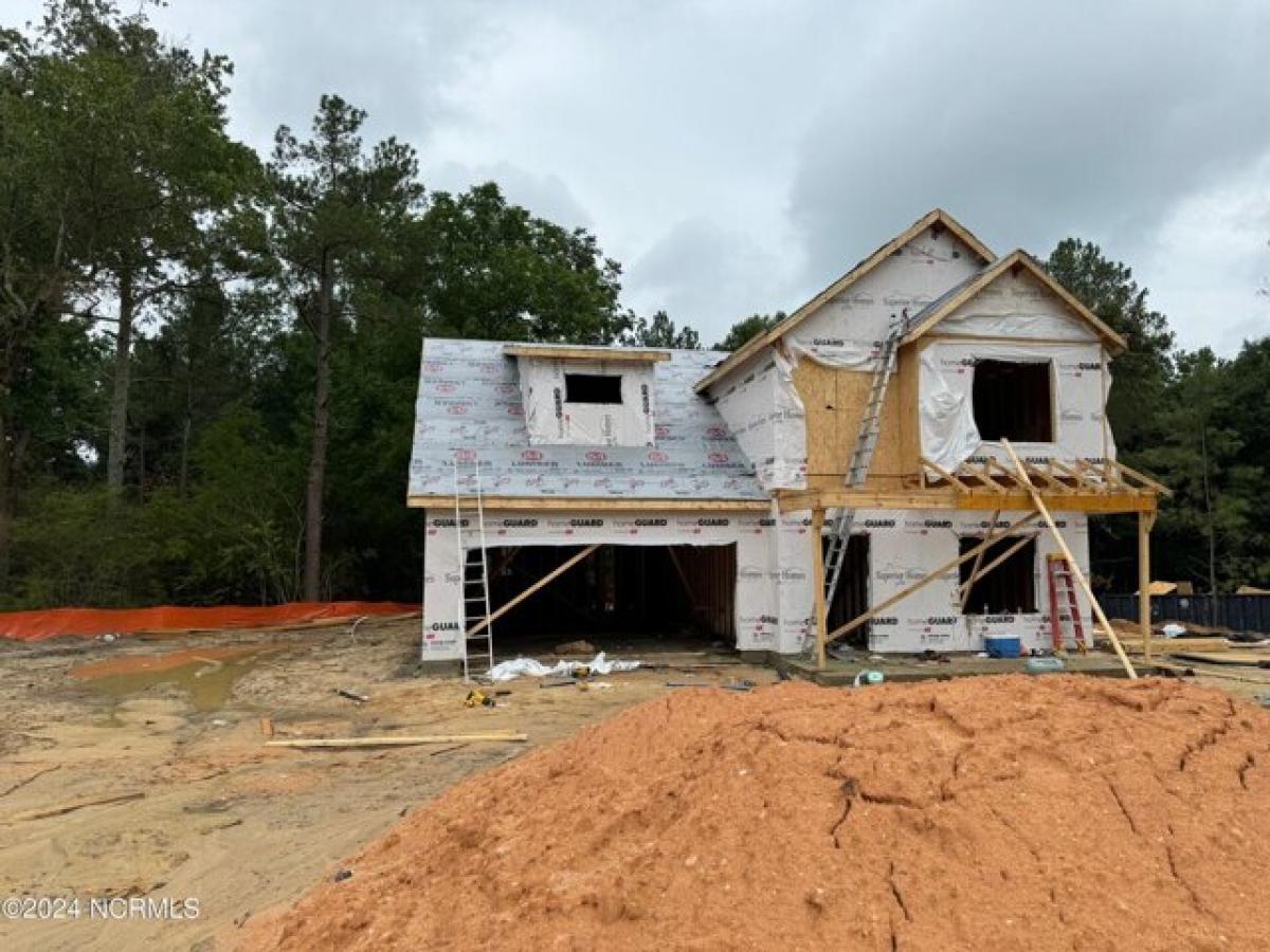 Picture of Home For Sale in Cameron, North Carolina, United States