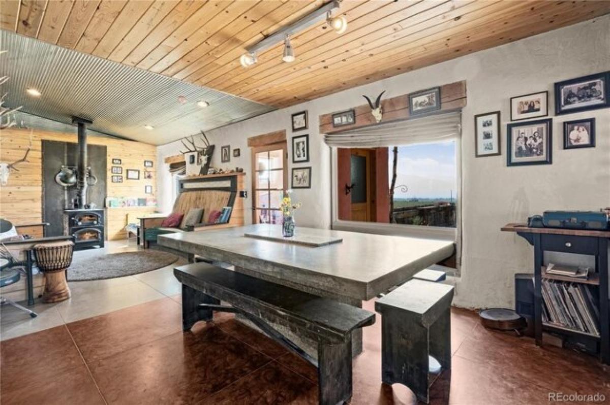 Picture of Home For Sale in Villa Grove, Colorado, United States