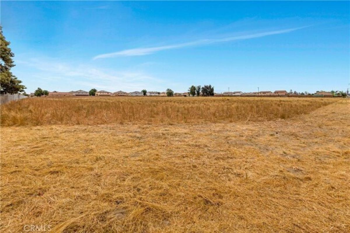 Picture of Home For Sale in San Jacinto, California, United States