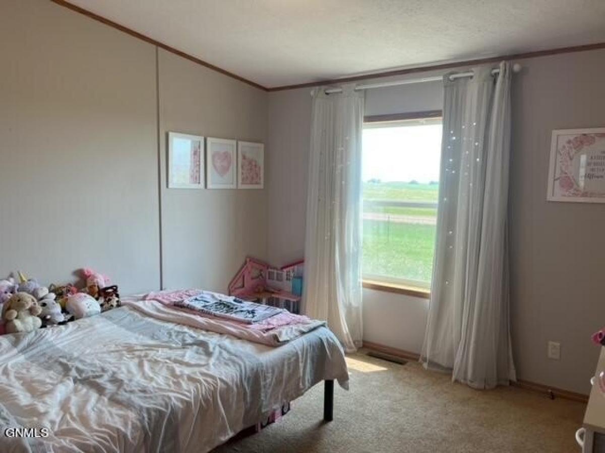 Picture of Home For Sale in Arnegard, North Dakota, United States