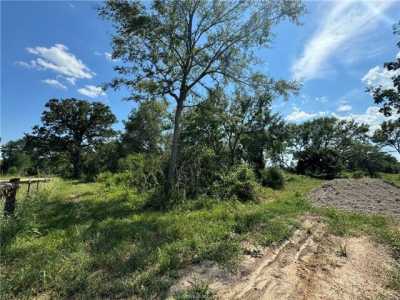 Residential Land For Sale in Navasota, Texas