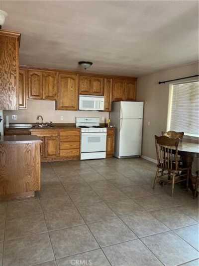 Home For Rent in Oak Hills, California