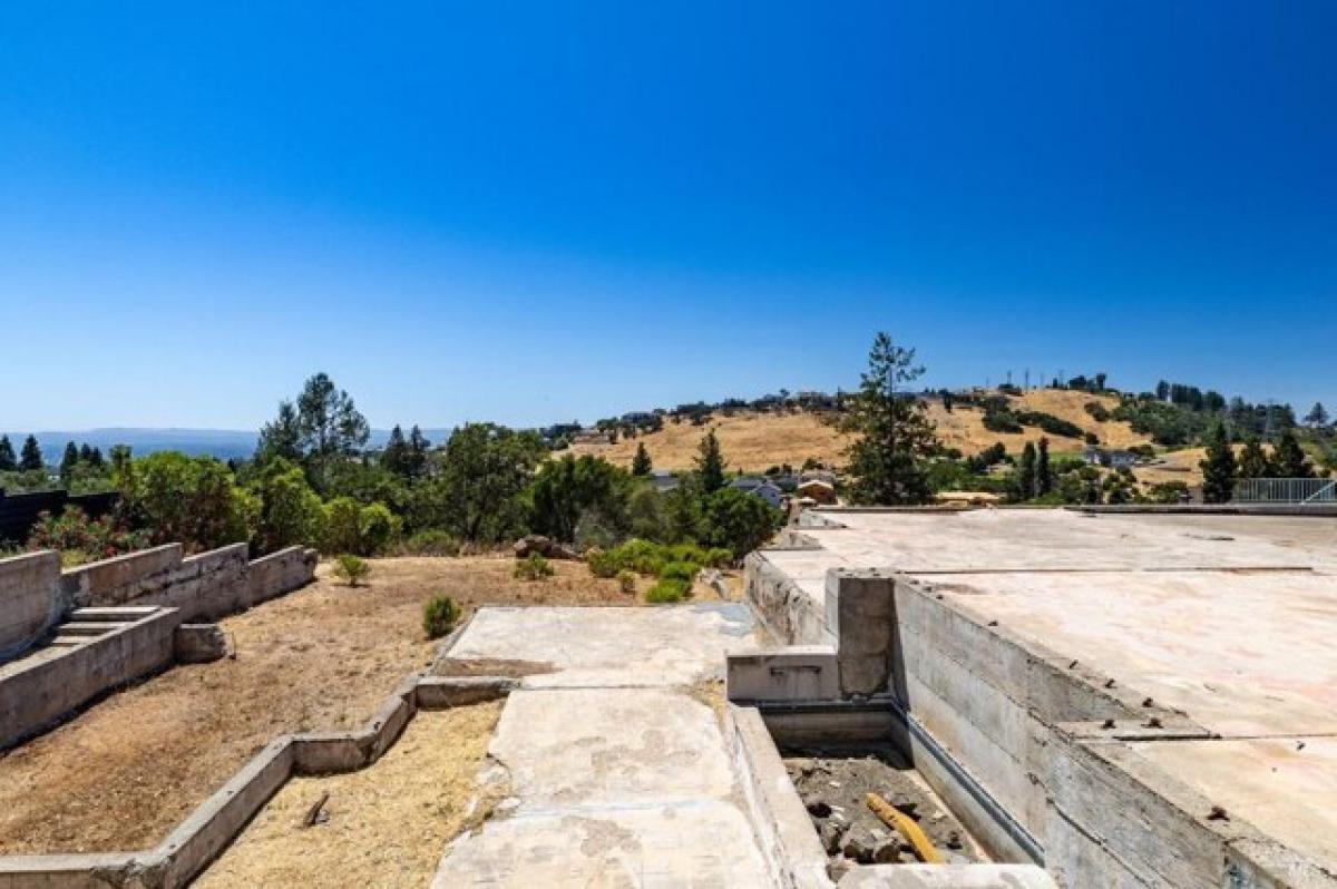 Picture of Residential Land For Sale in Santa Rosa, California, United States