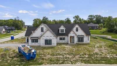 Home For Sale in Huntertown, Indiana