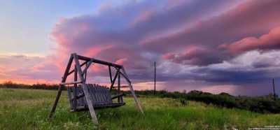 Home For Sale in Devine, Texas