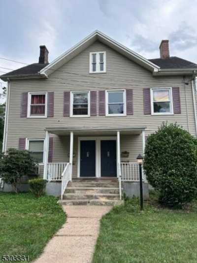 Home For Sale in Somerville, New Jersey