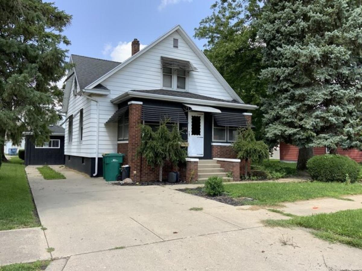 Picture of Home For Sale in Streator, Illinois, United States