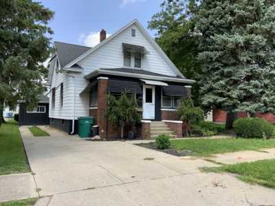 Home For Sale in Streator, Illinois