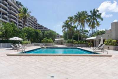 Home For Sale in Key Biscayne, Florida