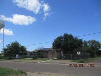 Home For Sale in Zapata, Texas