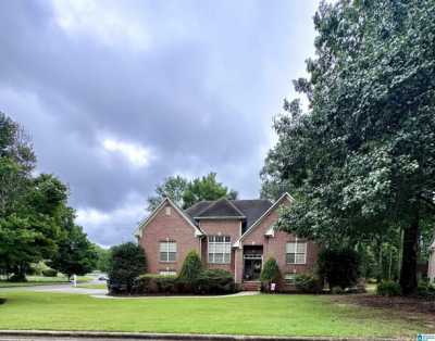 Home For Sale in Leeds, Alabama