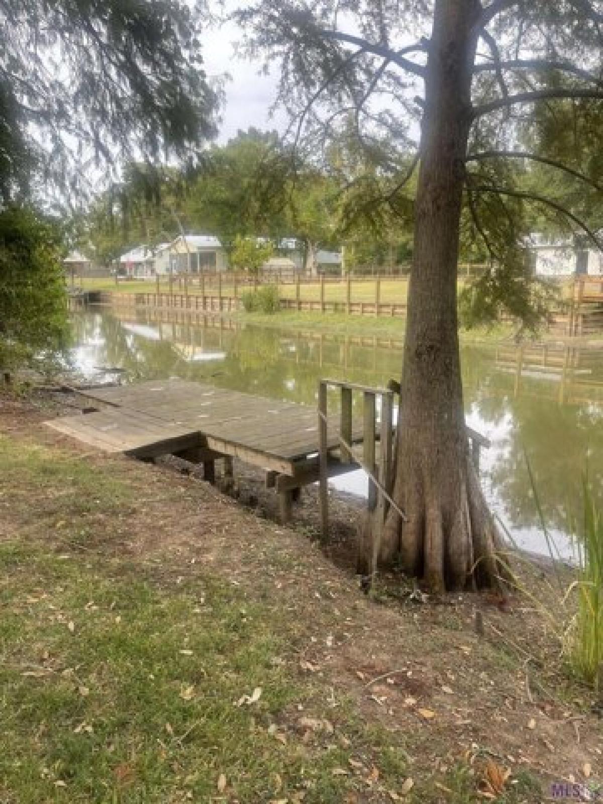 Picture of Residential Land For Sale in Saint Joseph, Louisiana, United States