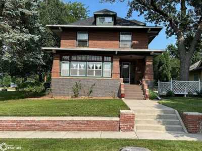 Home For Sale in Emmetsburg, Iowa