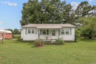 Home For Sale in Bay, Arkansas