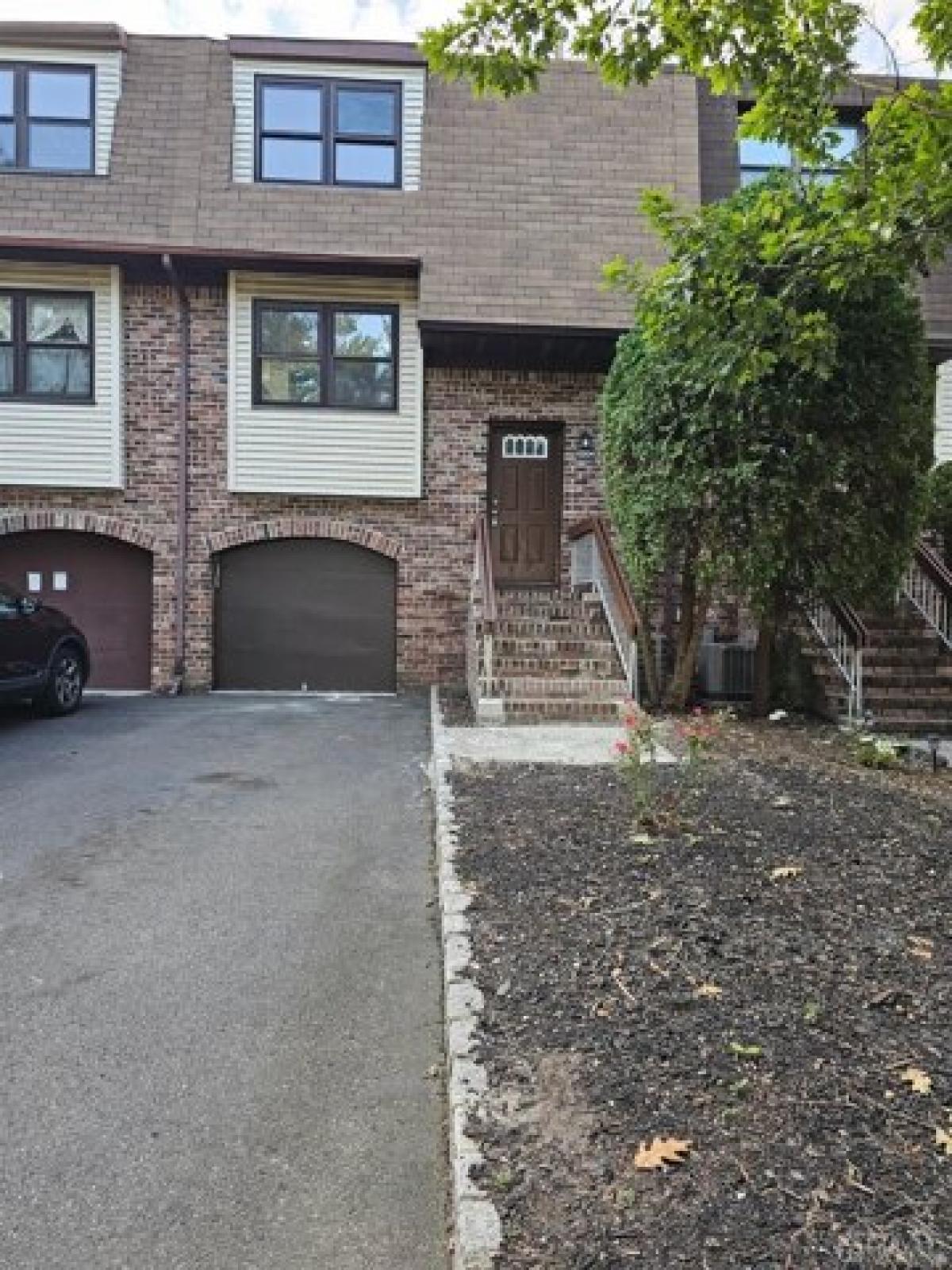 Picture of Home For Rent in North Brunswick, New Jersey, United States