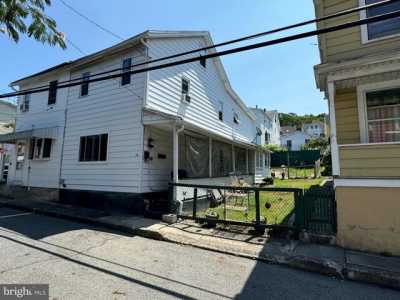 Home For Sale in Lansford, Pennsylvania