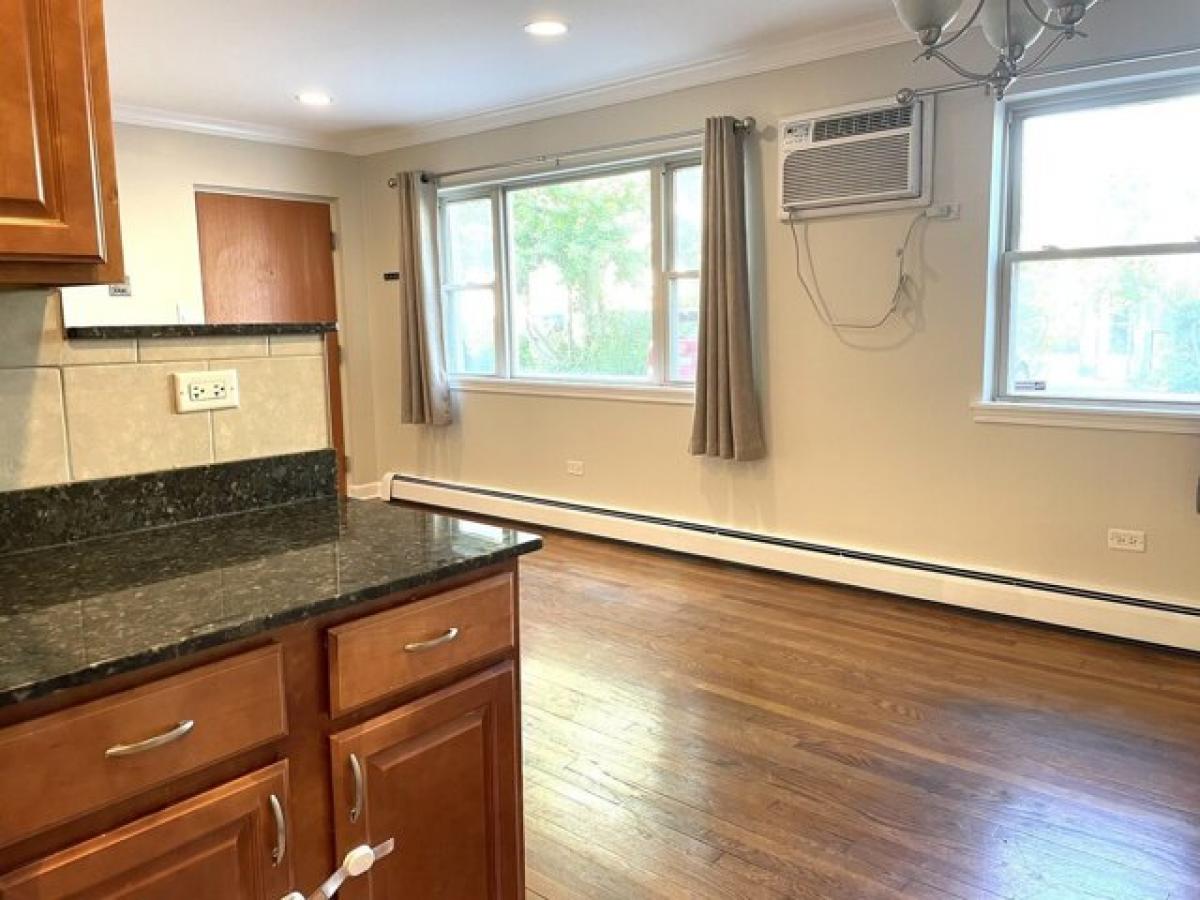 Picture of Home For Rent in Forest Park, Illinois, United States