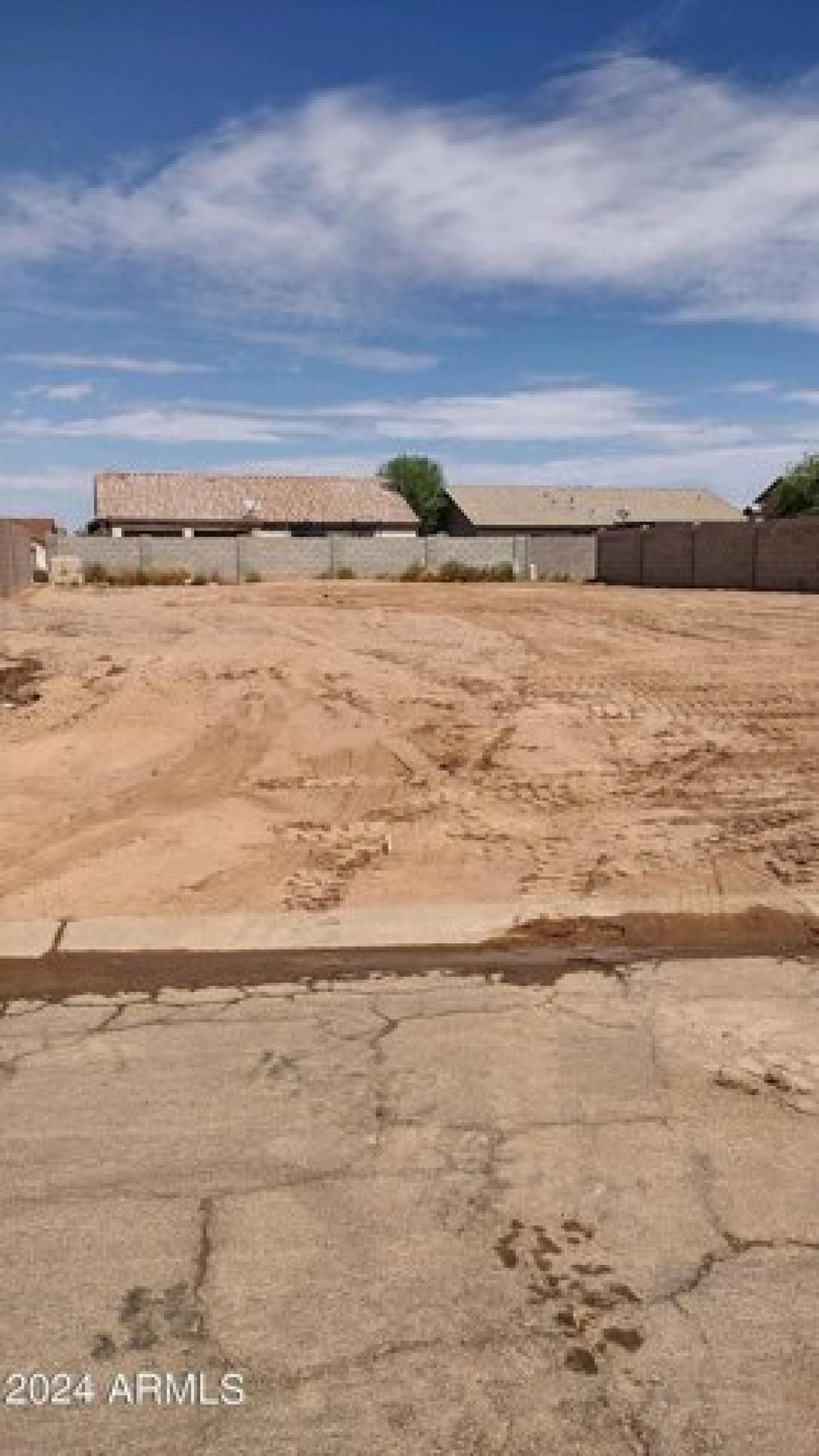 Picture of Residential Land For Sale in Arizona City, Arizona, United States