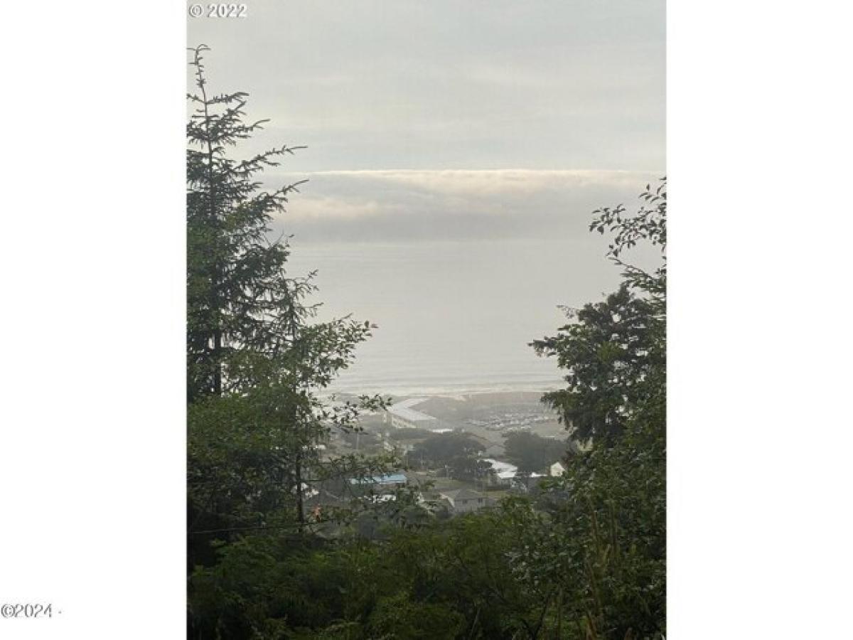 Picture of Residential Land For Sale in Yachats, Oregon, United States