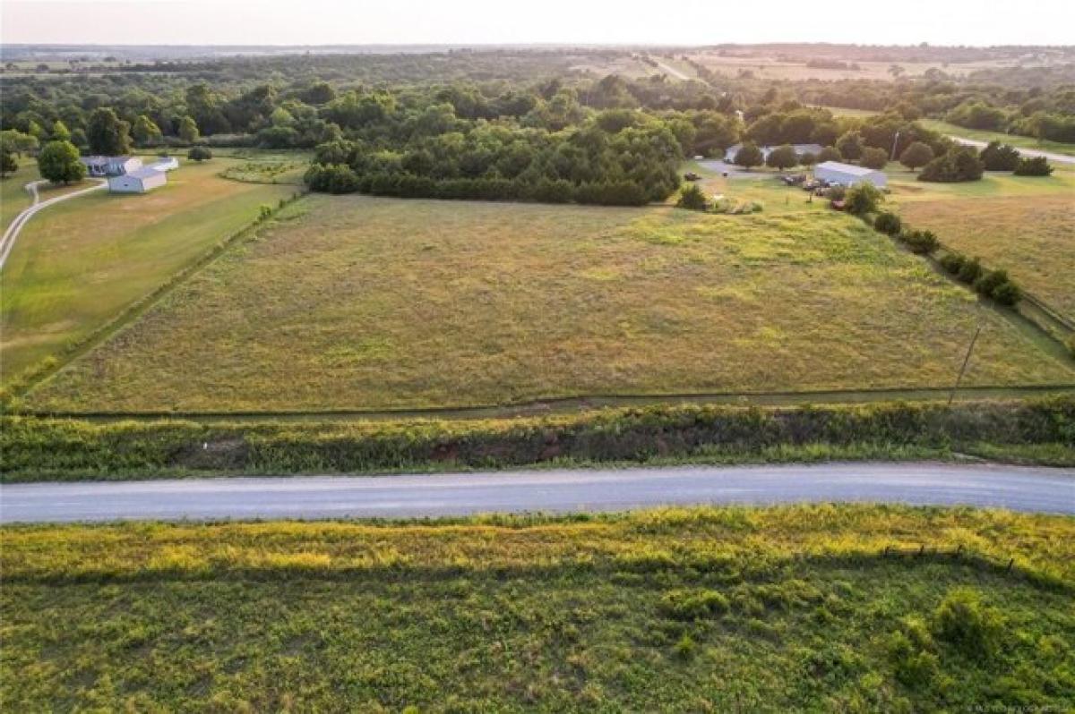 Picture of Residential Land For Sale in Yale, Oklahoma, United States