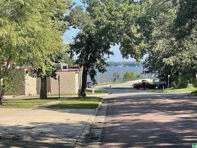 Home For Sale in Spirit Lake, Iowa