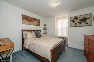 Home For Sale in Linden, New Jersey