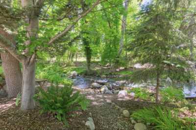 Home For Sale in Ashland, Oregon