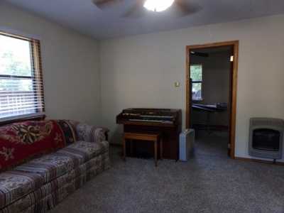 Home For Sale in Pineville, Missouri