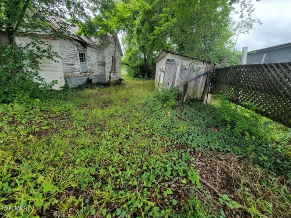 Picture of Home For Sale in Rogersville, Tennessee, United States