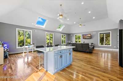 Home For Sale in Manalapan, New Jersey