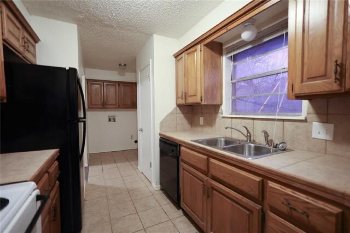 Picture of Home For Rent in Moore, Oklahoma, United States