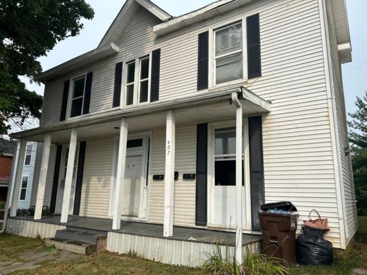 Picture of Home For Sale in Paris, Kentucky, United States