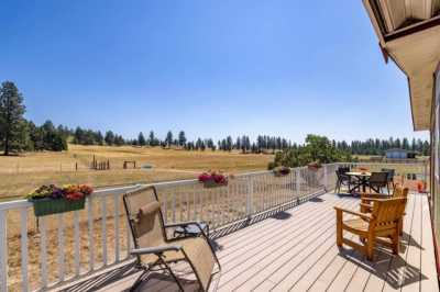 Home For Sale in Chattaroy, Washington