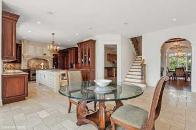 Home For Sale in Northbrook, Illinois