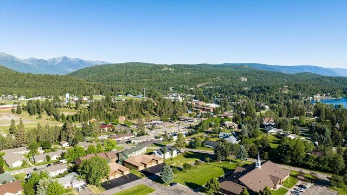 Picture of Home For Sale in Bigfork, Montana, United States