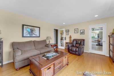 Home For Sale in Coopersville, Michigan