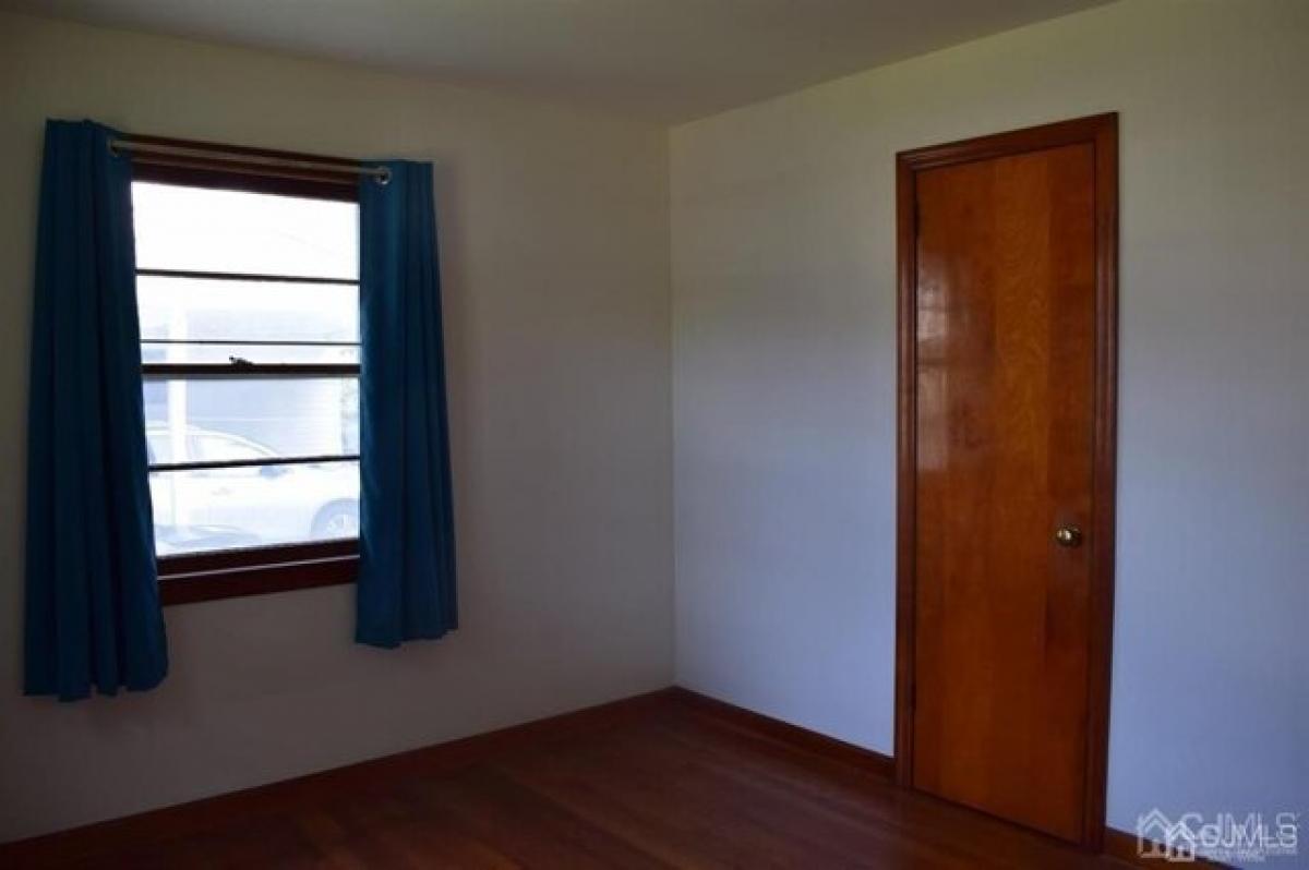 Picture of Home For Rent in East Brunswick, New Jersey, United States