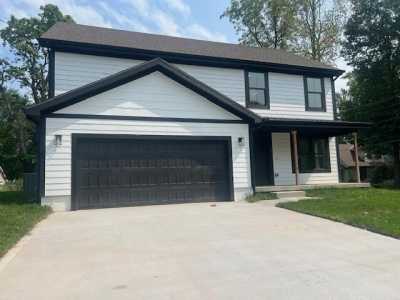 Home For Sale in Liberty, Missouri