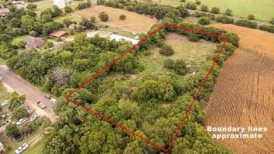 Residential Land For Sale in McGregor, Texas