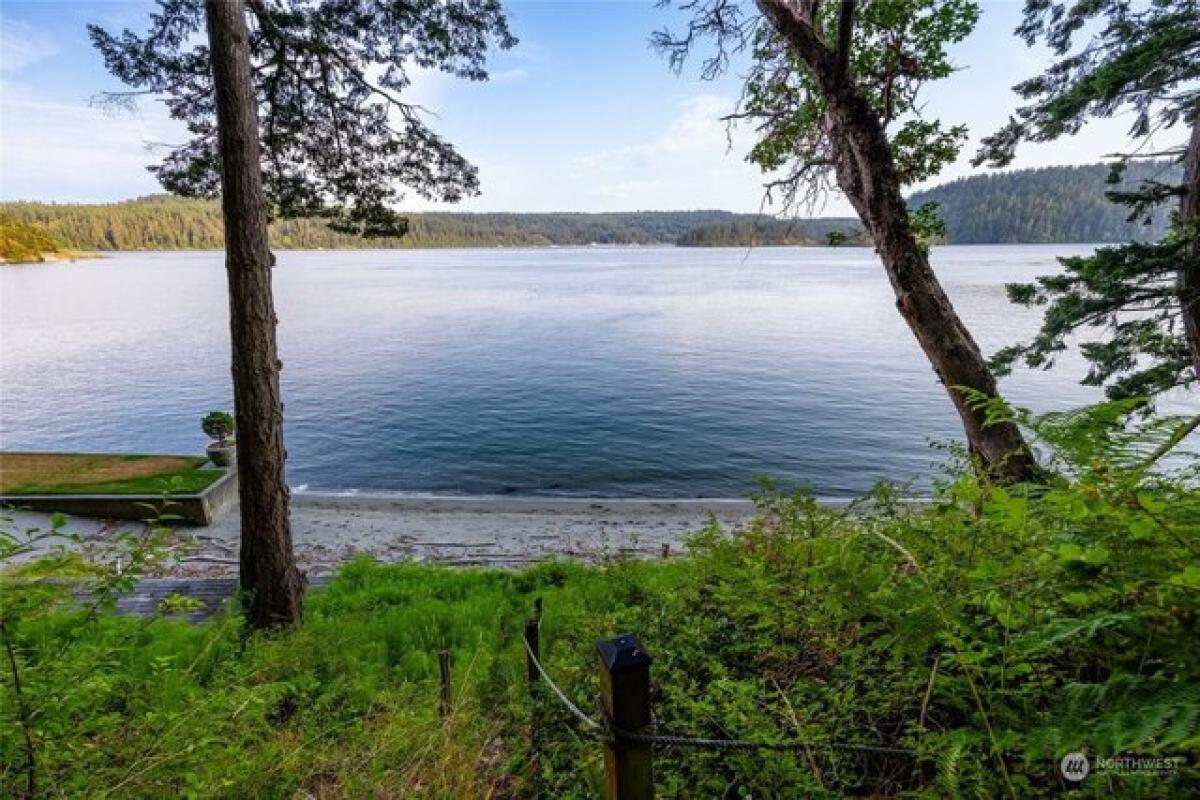 Picture of Home For Sale in Anacortes, Washington, United States