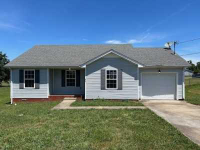 Home For Rent in Oak Grove, Kentucky