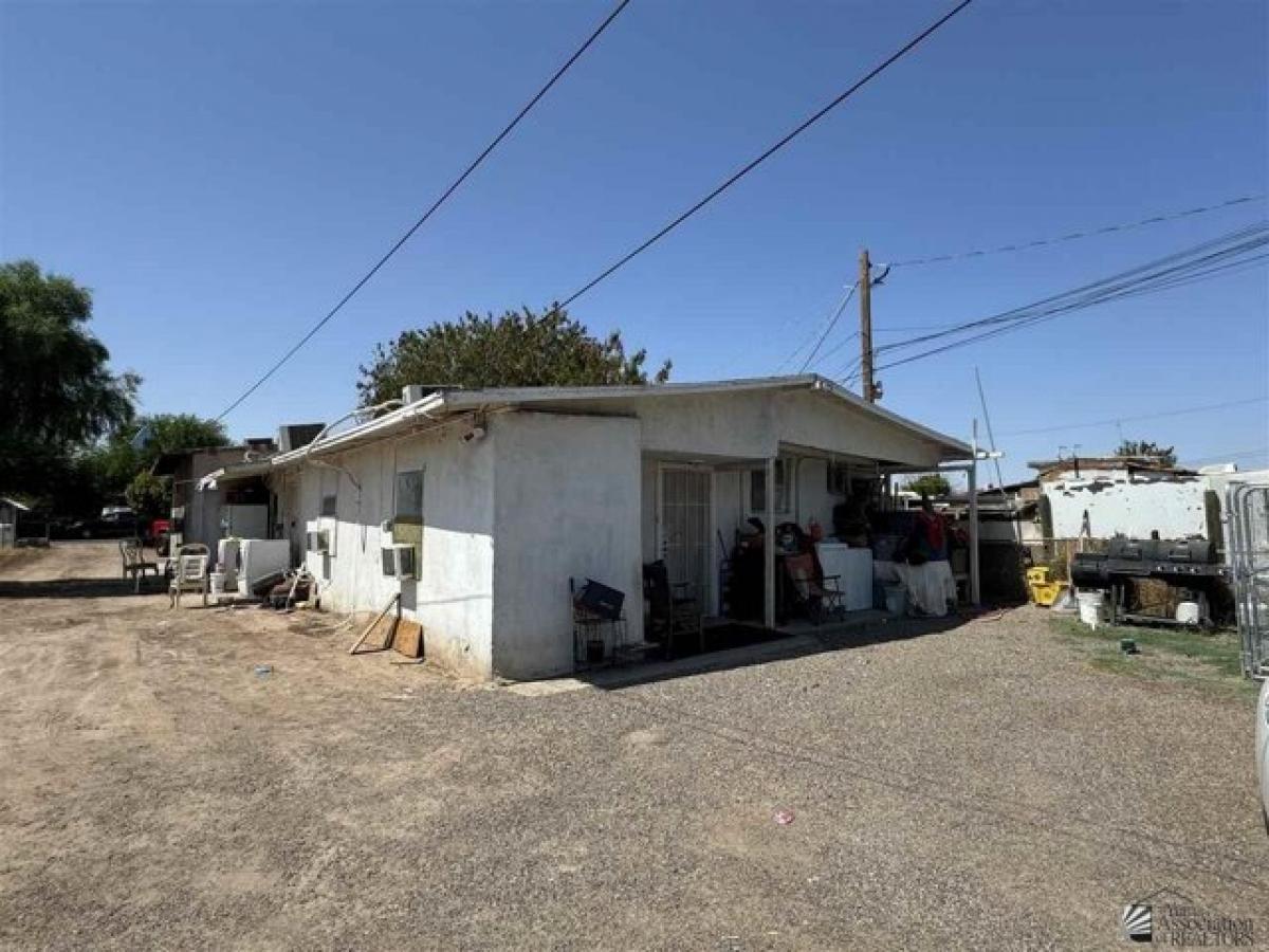 Picture of Home For Sale in Somerton, Arizona, United States