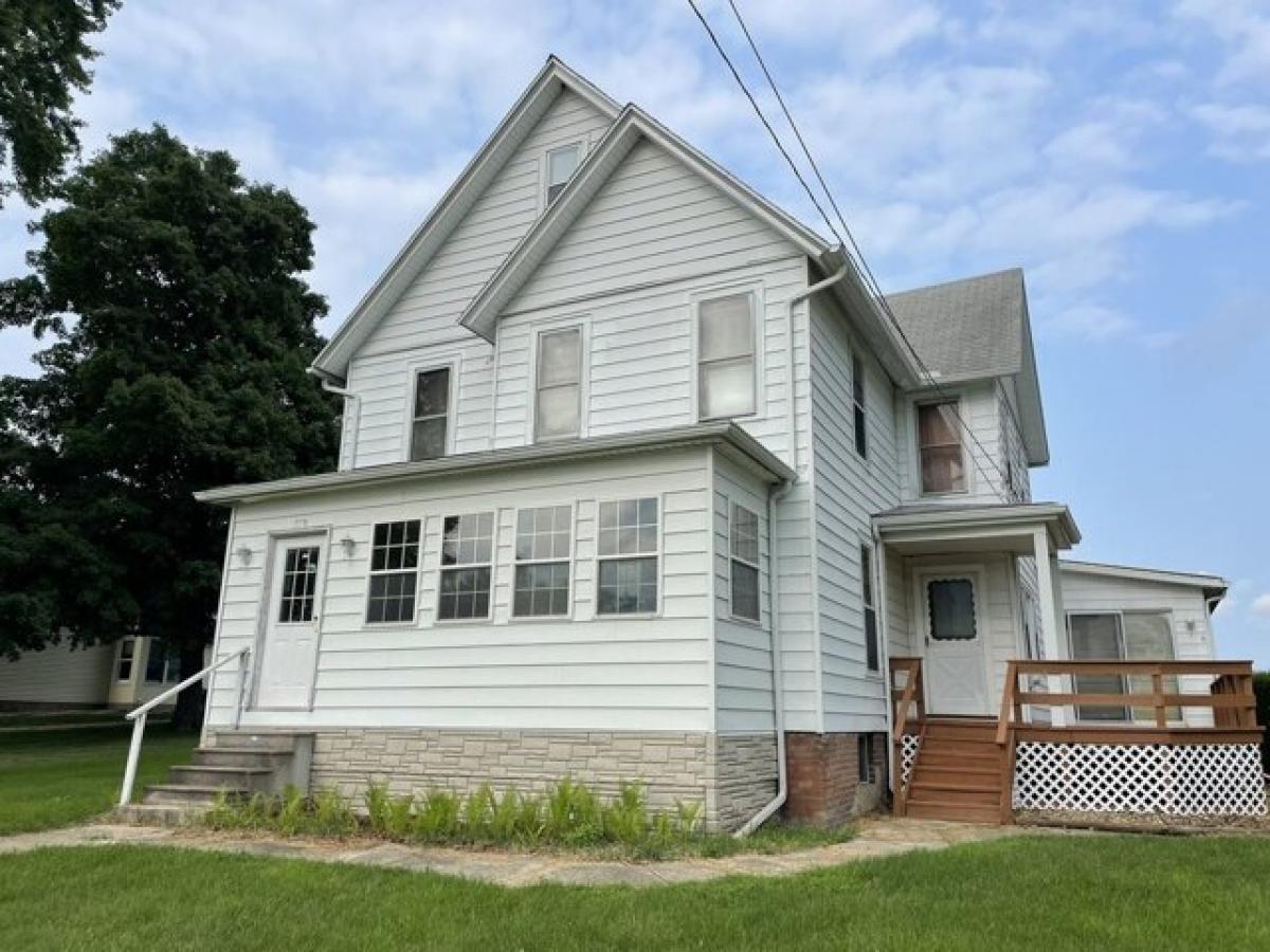 Picture of Home For Sale in Buda, Illinois, United States