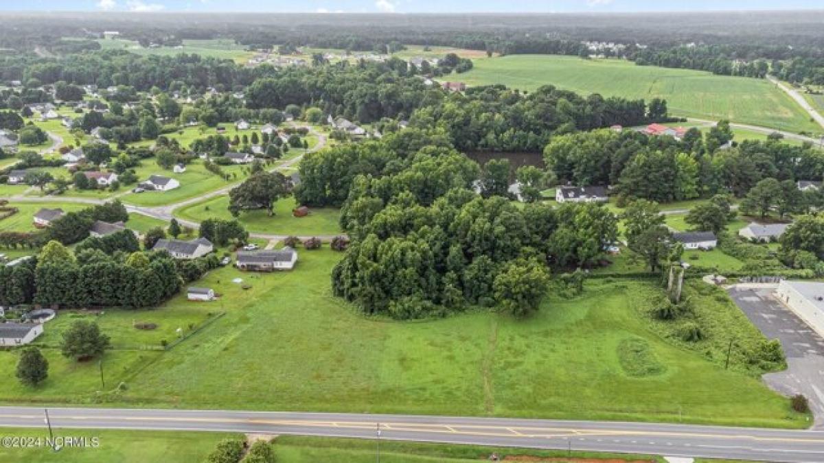 Picture of Residential Land For Sale in Four Oaks, North Carolina, United States